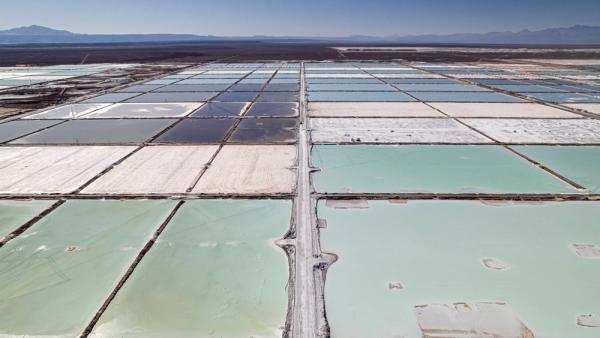 Lithium-Abbaugebiet in der Atacama-Salzwüste in Chile, 29.7.2024 (IMAGO / Anadolu Agency) Lithium-Abbaugebiet in der Atacama-Salzwüste in Chile, 29.7.2024 (IMAGO / Anadolu Agency)